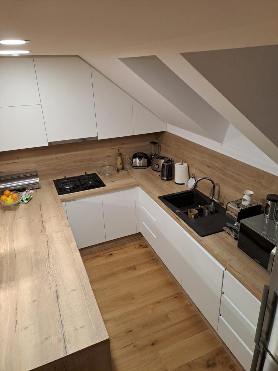 Kuchyňská linka na míru - foto 7