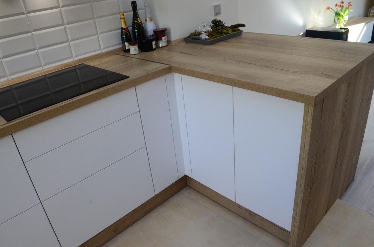 Kuchyňská linka na míru - foto 18