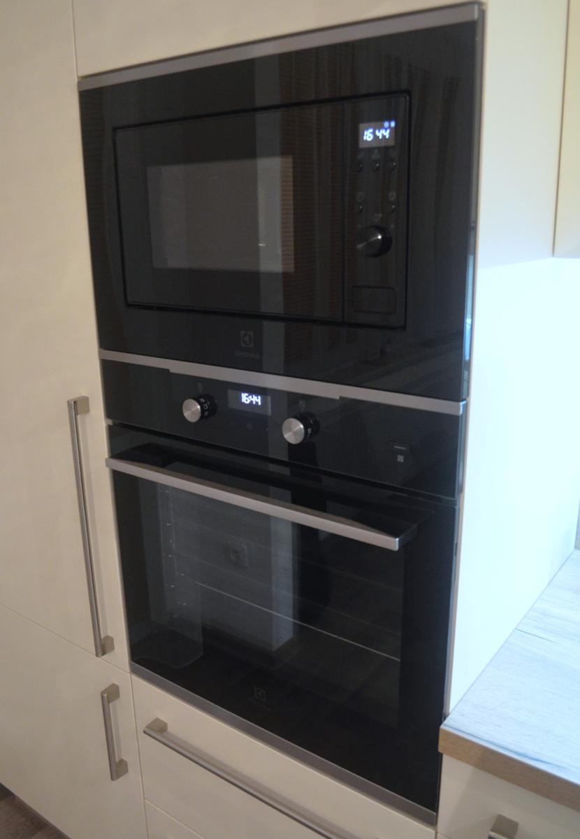 Kuchyňská linka na míru - foto 21