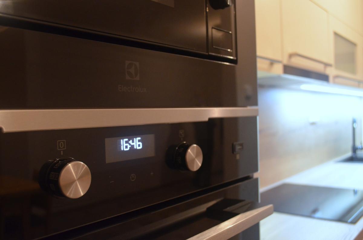 Kuchyňská linka na míru - foto 23