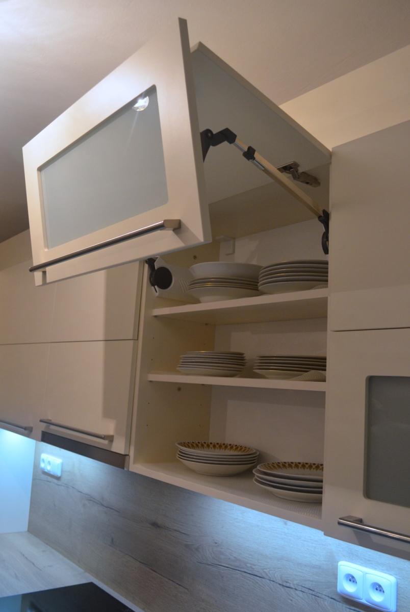 Kuchyňská linka na míru - foto 24