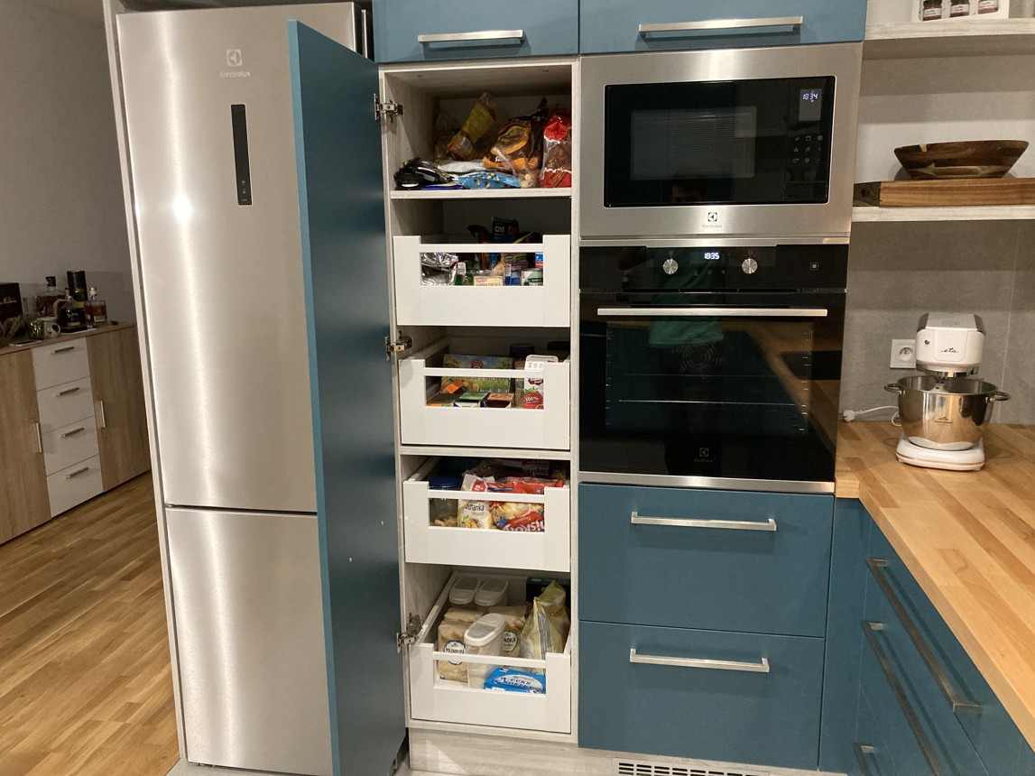 Kuchyňská linka na míru - foto 28