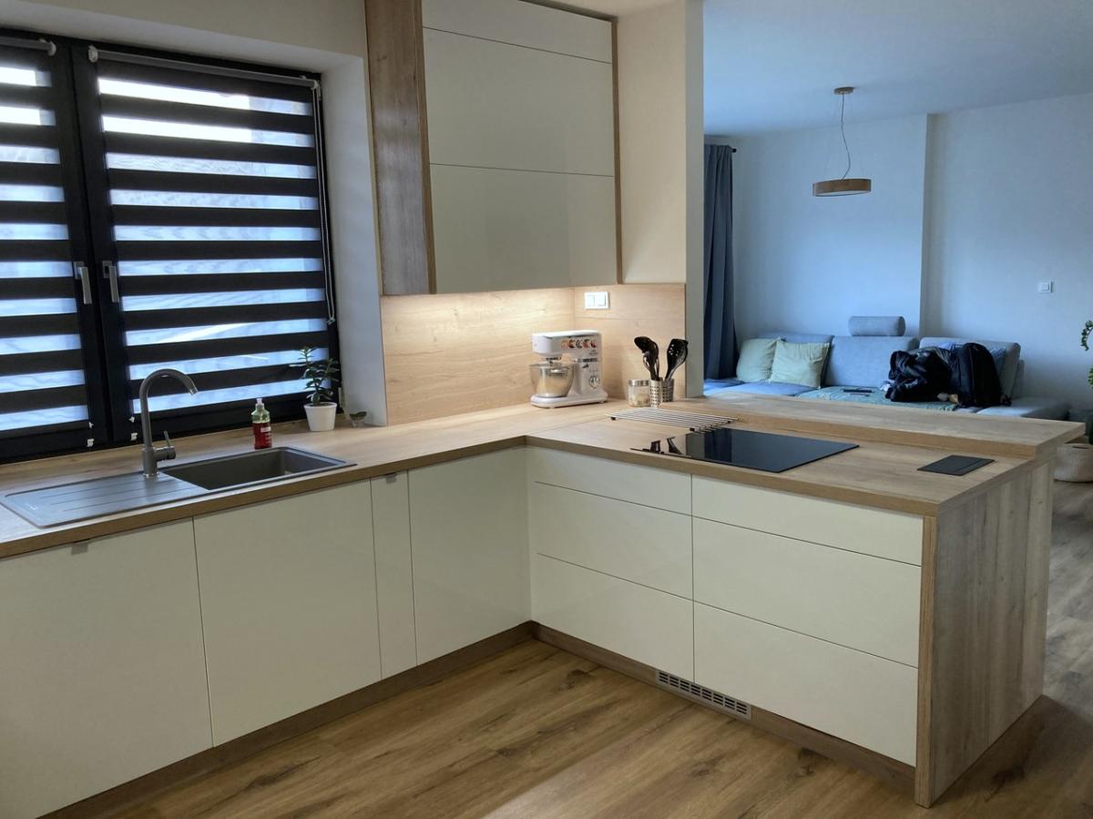 Kuchyňská linka na míru - foto 33