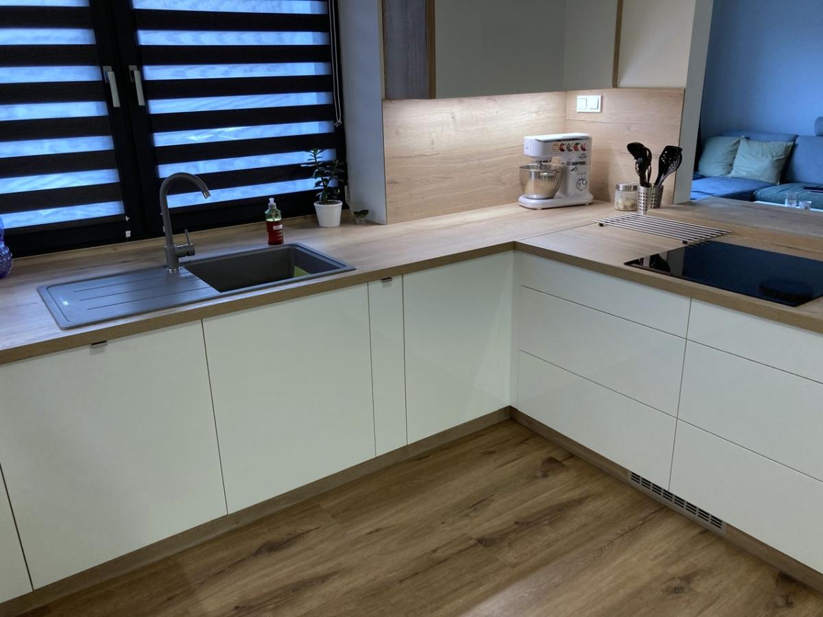 Kuchyňská linka na míru - foto 34