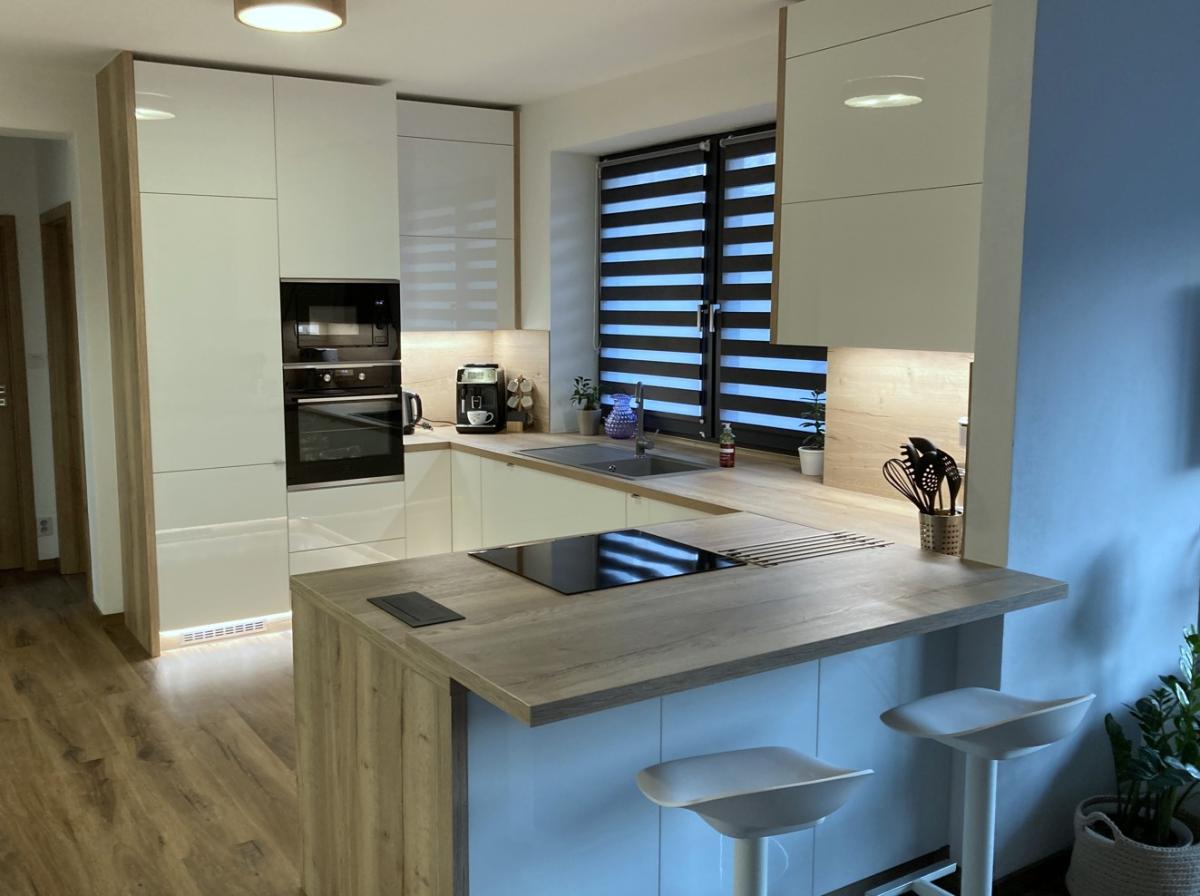 Kuchyňská linka na míru - foto 35