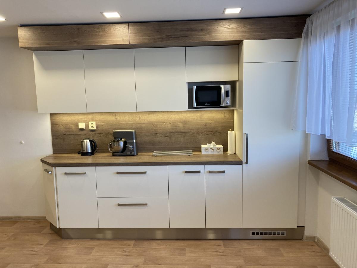 Kuchyňská linka na míru - foto 40