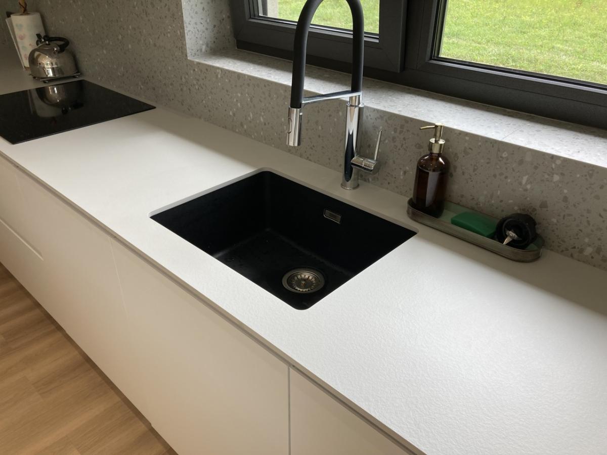 Kuchyňská linka na míru - foto 53