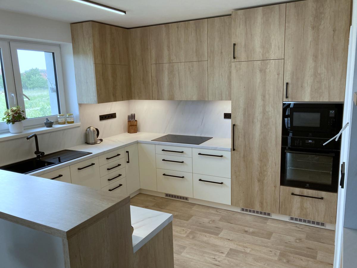 Kuchyňská linka na míru - foto 55