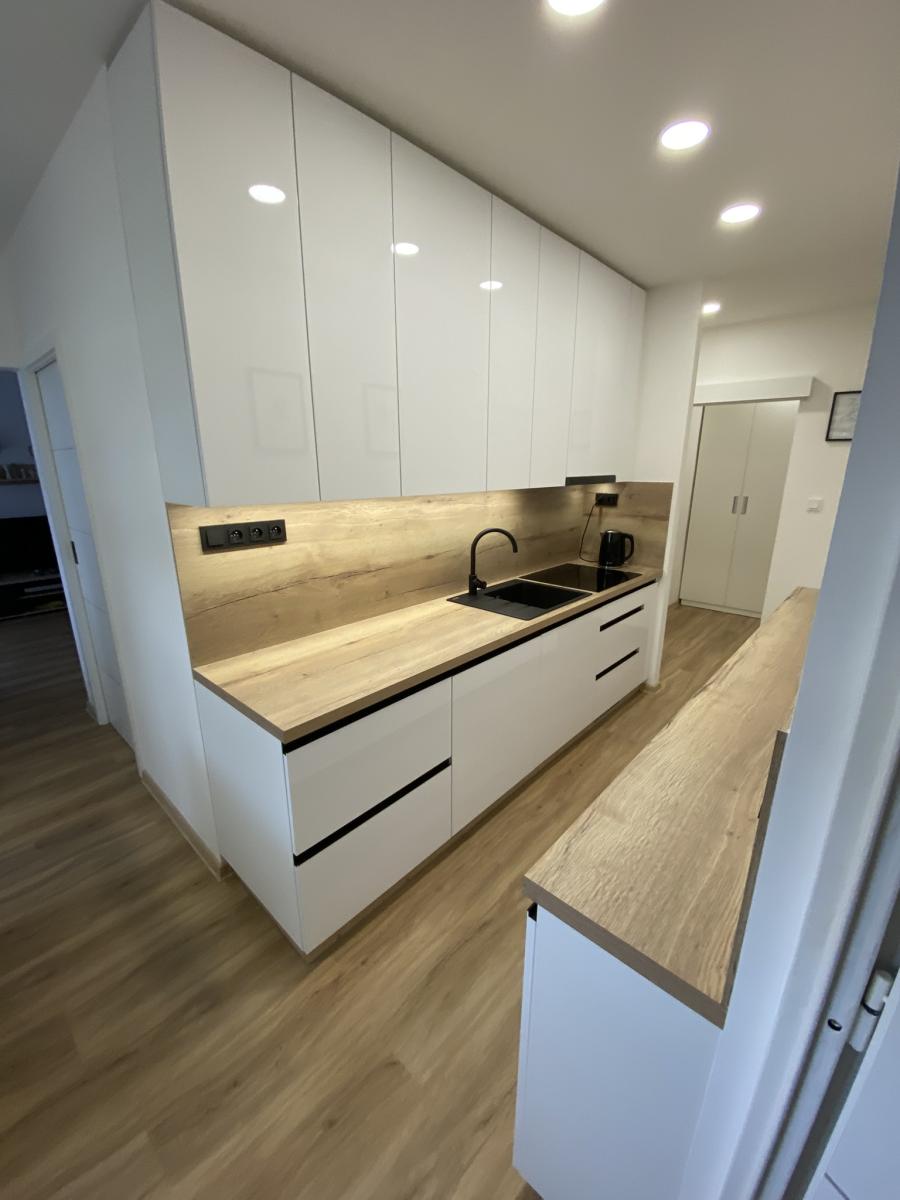 Kuchyňská linka na míru - foto 59