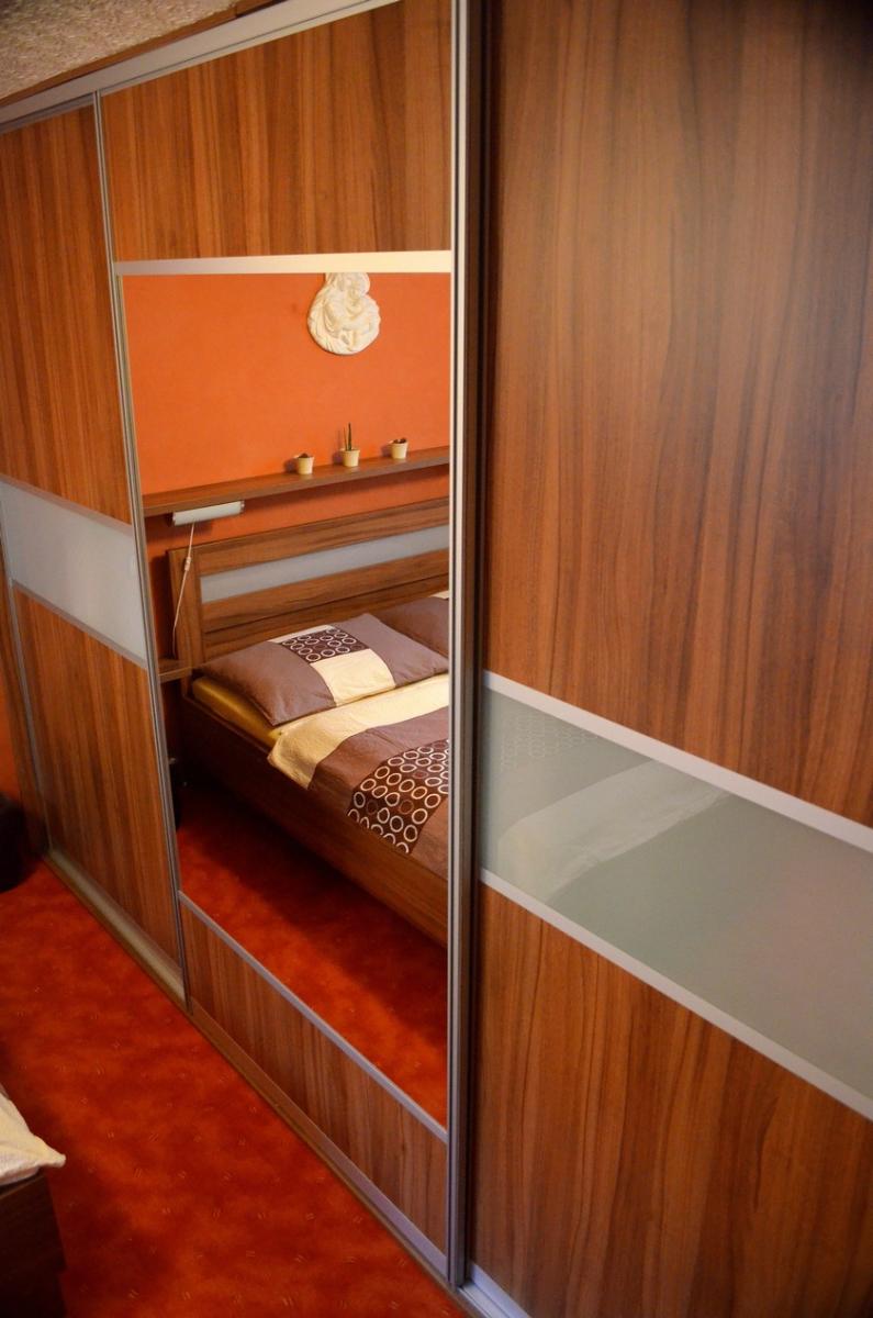 Ložnice a šatny na míru - foto 4