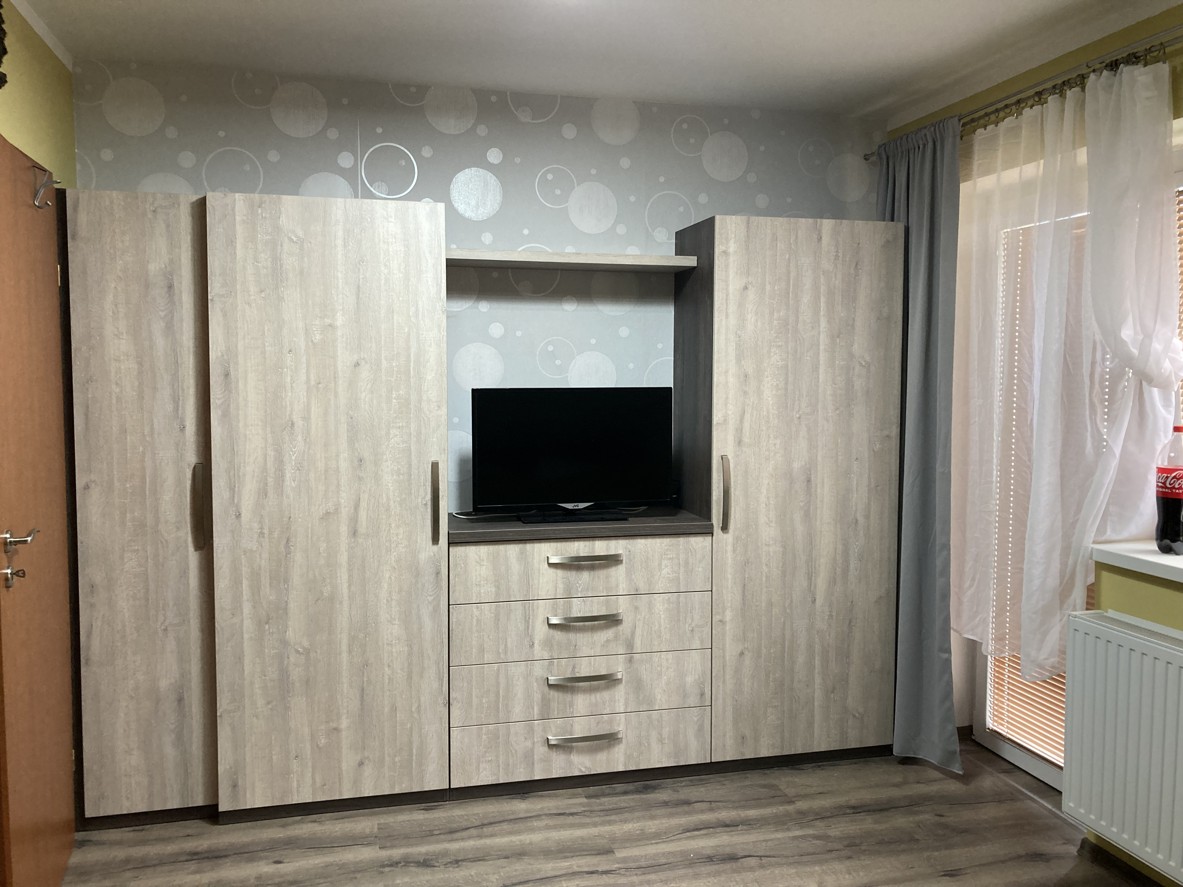 Ložnice a šatny na míru - foto 19