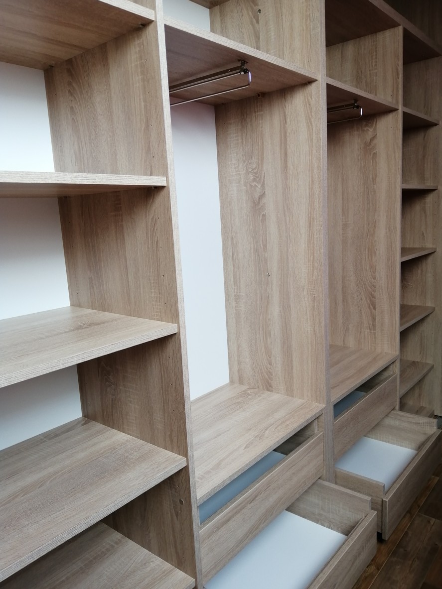 Ložnice a šatny na míru - foto 27